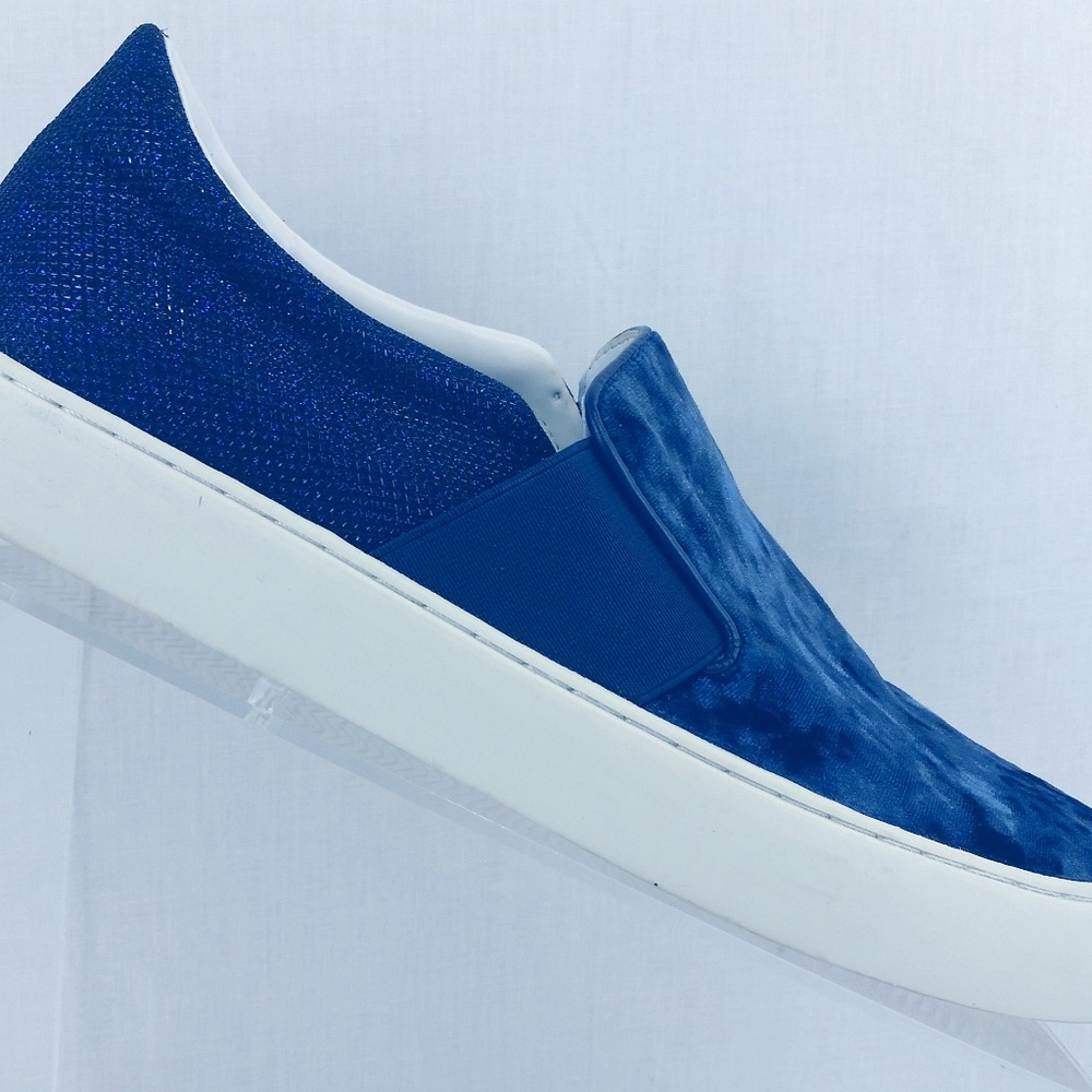 Marc Fisher Calie Blue Velvet Slip On Shoe 9.5 M